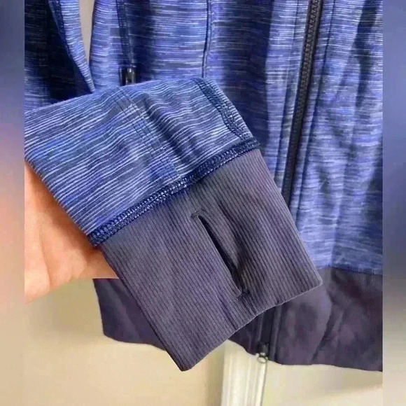 Lululemon athletica Asana jacket we are from space cadet blue zip up Sz 8 - Picture 6 of 12